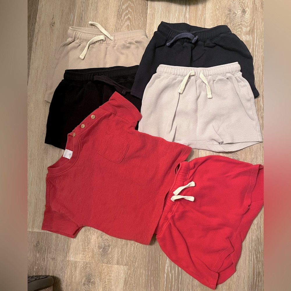 Gender neutral/Baby boy Old Navy Bundle